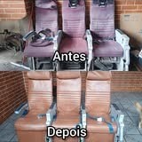 Fileira de poltronas com o revestimento gasto antes e com revestimento marrom novo depois